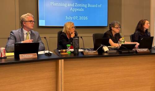 Long Grove planners recommend child care plan, over objections of Buffalo Grove