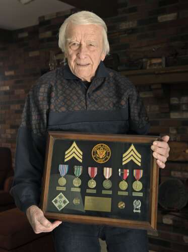 Libertyville veteran reflects on D-Day, 80 years after the invasion - Vimarsana News