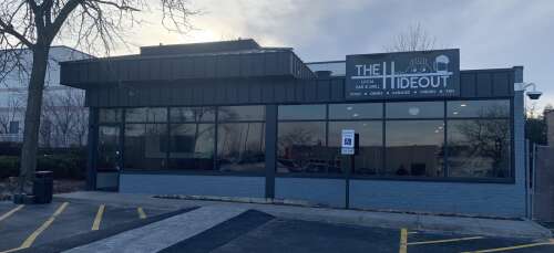 The Hideout of Schaumburg to celebrate reopening Friday after weekslong move next door - Vimarsana News