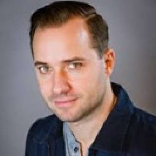 Des Plaines residents and Zanies raise funds for local cause
