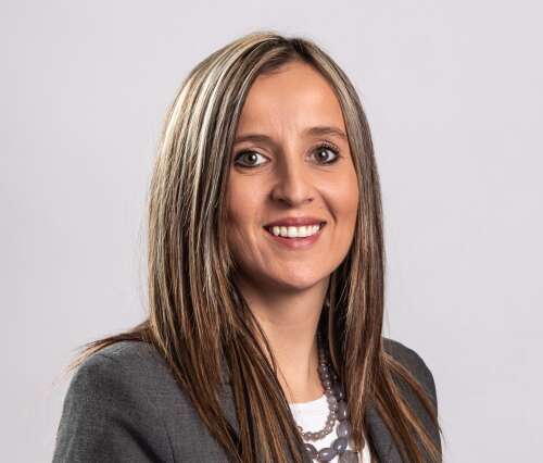 'She cares': Des Plaines officials laud city manager appointee Dorothy Wisniewski - Vimarsana News