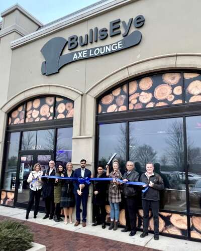 Bullseye Axe Lounge celebrates reopening and new ownership in The Arboretum of South Barrington - Vimarsana News