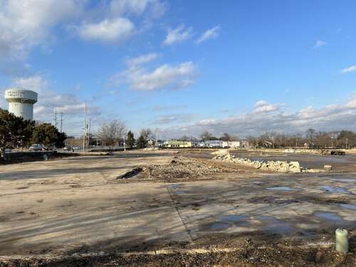 Old office complex cleared from South Arlington Heights Road; homes to come? - Vimarsana News