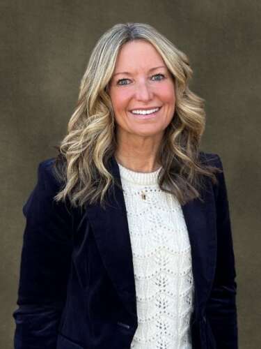 District 214 names Kara Kendrick associate superintendent for Student Services - Vimarsana News