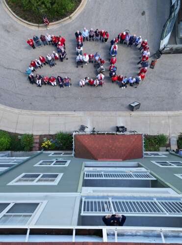 Bartlett seniors help celebrate America’s 250th