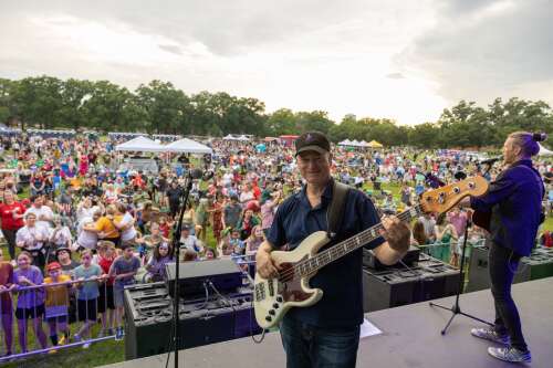 Gary Sinise's Lt. Dan Band returns to Cantigny to support West Suburban Foundation for Disabled Veterans