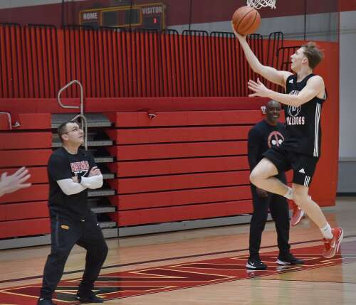 Good News Sunday: Batavia High's Jim Nazos enjoying opportunity to coach son Nate - Vimarsana News