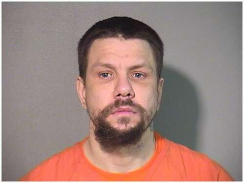 Fox Lake man pleads guilty to ramming police car in stolen truck, gets 5 years - Vimarsana News