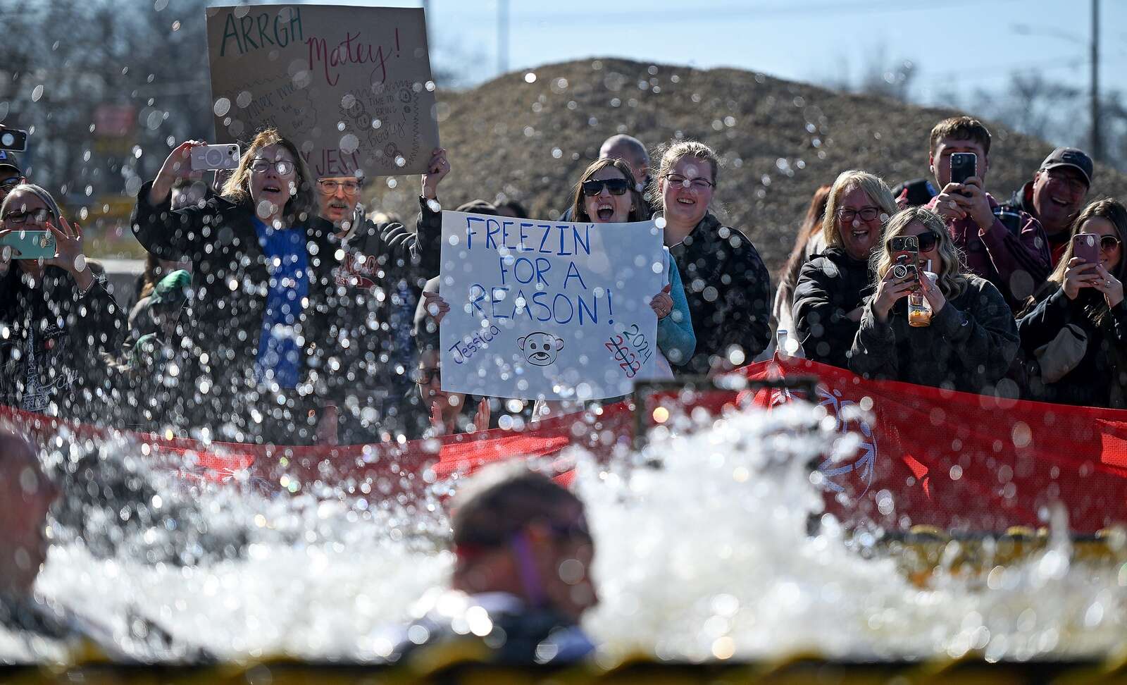 Photos: 2023 Chicago Polar Plunge – Chicago Tribune