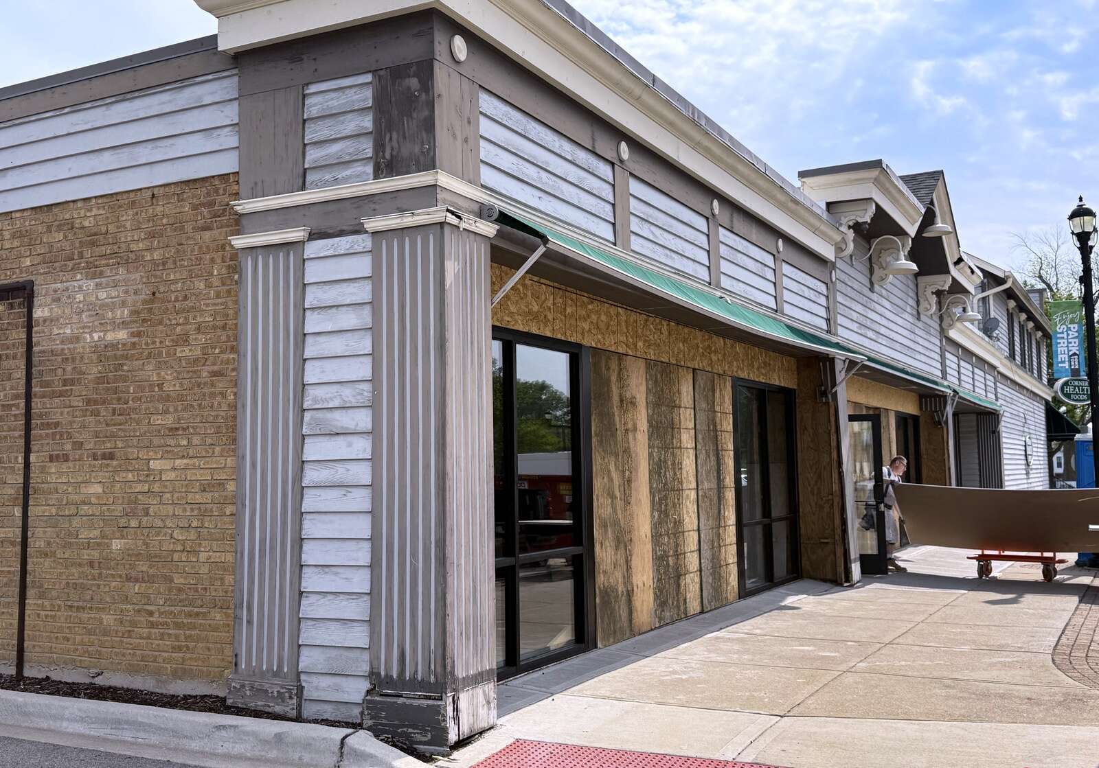‘It’s really exciting’: Smokin’ Jack’s BBQ opening soon in downtown Mundelein