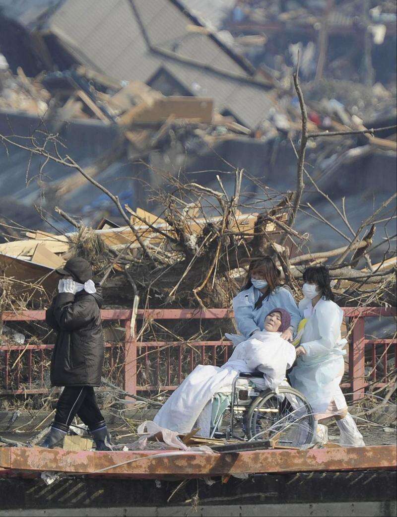 Фукусима сколько погибших. Фукусима ЦУНАМИ. ЦУНАМИ В Фукусиме 2011. Фукусима землетрясение 2011. ЦУНАМИ В Японии 2011 Фукусима.