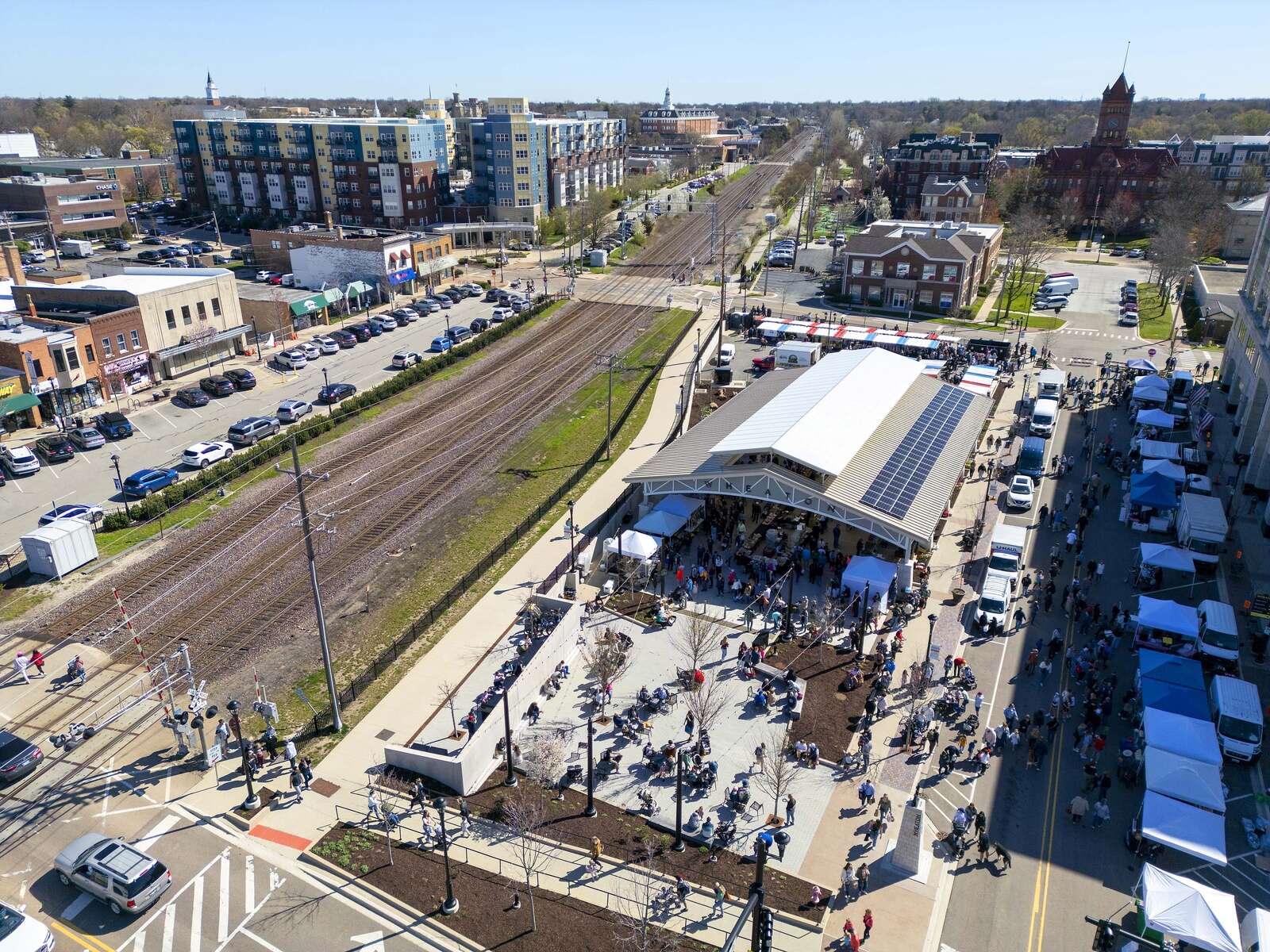 Bonjour, spring Wheaton French Market returns with pastries, coffee