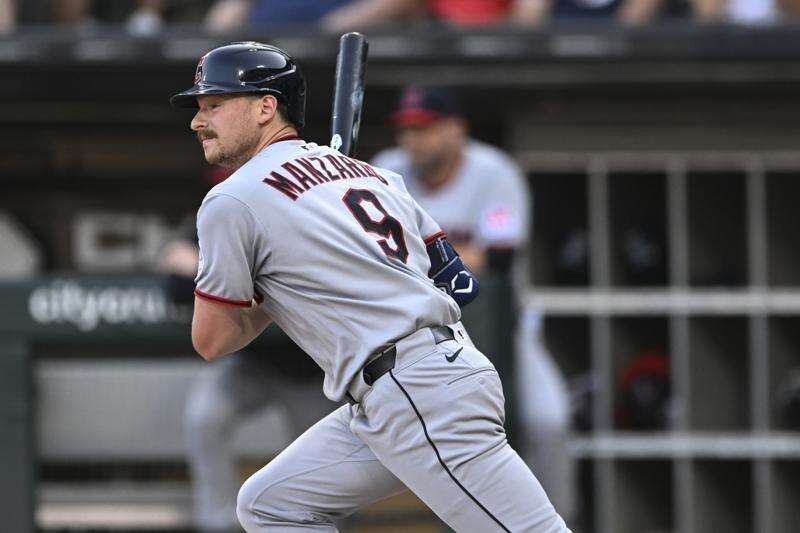 Kayfus hits 1st major-league homer, Guardians beat White Sox 3-1 for 5th straight win