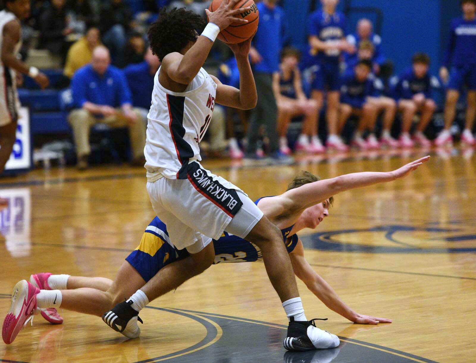 Wheaton North rallies from 13 down to beat West Aurora