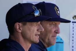 Cubs manager Craig Counsell and new Brewers manager Pat Murphy worked together in Milwaukee before Counsell left for Chicago in the offseason.