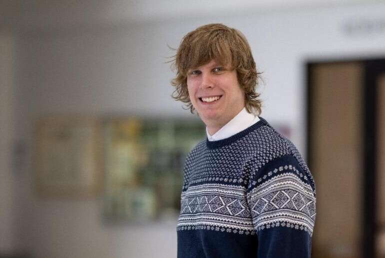 Oakton College student named to Coca Cola Academic Team Oakton College student named to Coca Cola Academic Team