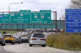 Drivers who illegally park on expressway shoulder lanes near O’Hare International Airport waiting to pick up passengers could soon face a pricey fine.