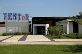 Fenton High School District 100 is considering hiring an independent investigator to review how the district handled allegations that a worker had inappropriate communications, and sexual relations, with at least one student.