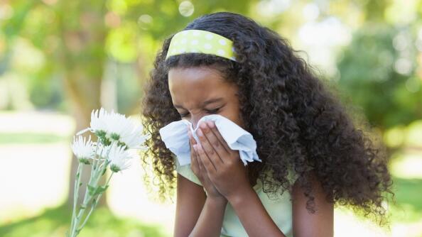 Parents can take steps to minimize triggers if their child suffers from allergies. Tasks like cleaning up yard debris, starting allergy medicine and getting a powerful air purifier will help your child this spring.