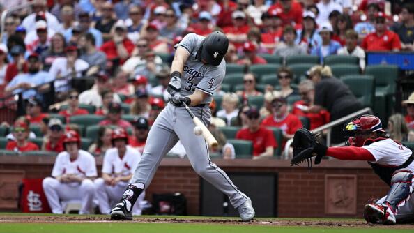 Chicago White Sox's Gavin Sheets hits a one-run double against the St. Louis Cardinals during the first inning of a baseball game, Saturday, May 4, 2024, in St. Louis. (AP Photo/Jeff Le)