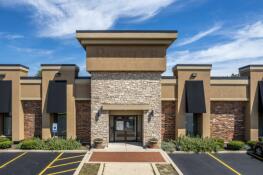 Office Evolution’s workspace at 1350 Lake St., Suite K, in Roselle is located within a 10-minute drive of six suburbs — Hanover Park, Bloomingdale, Roselle, Schaumburg, Glendale Heights, and Streamwood.