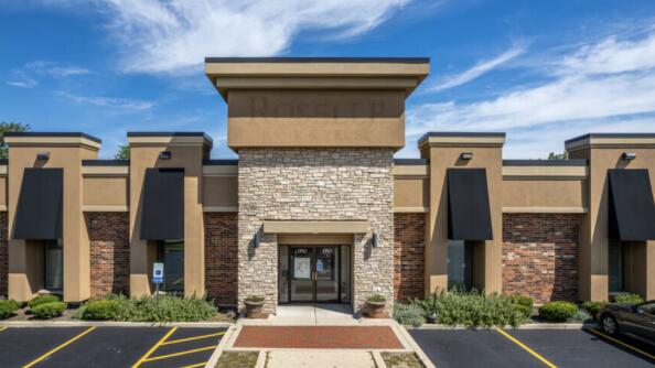 Office Evolution’s workspace at 1350 Lake St., Suite K, in Roselle is located within a 10-minute drive of six suburbs — Hanover Park, Bloomingdale, Roselle, Schaumburg, Glendale Heights, and Streamwood.