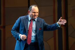 Tony and Emmy Award-winner Jason Alexander makes his Chicago stage debut in Chicago Shakespeare Theater's “Judgment Day.”